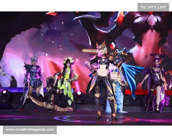 果洛嘉年华COSPLAY巡演融合藏文化元素 引领电竞视觉美学新潮流 果洛嘉年华COSPLAY巡演融合藏文化元素 引领电竞视觉美学新潮流