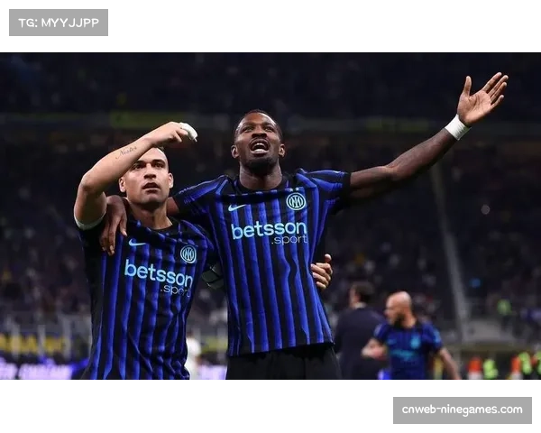 国米5-2大胜罗马，劳塔罗双响恰20世界波闪耀